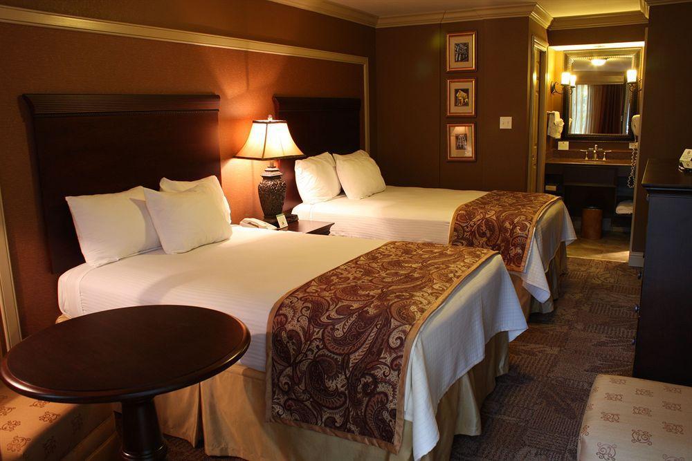 Best Western Plus French Quarter Courtyard Hotel Νέα Ορλεάνη Δωμάτιο φωτογραφία